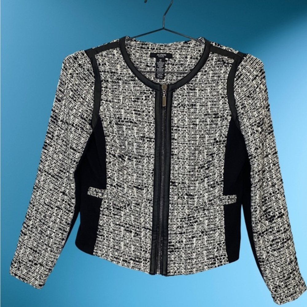 Alfani Women’s Black White Ladies Full Zip Knit Casual‎ Ladies Jacket Size 4P